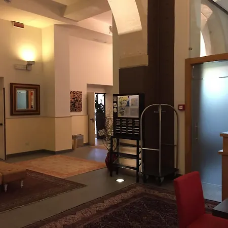Готель Grande Alfeo 4*